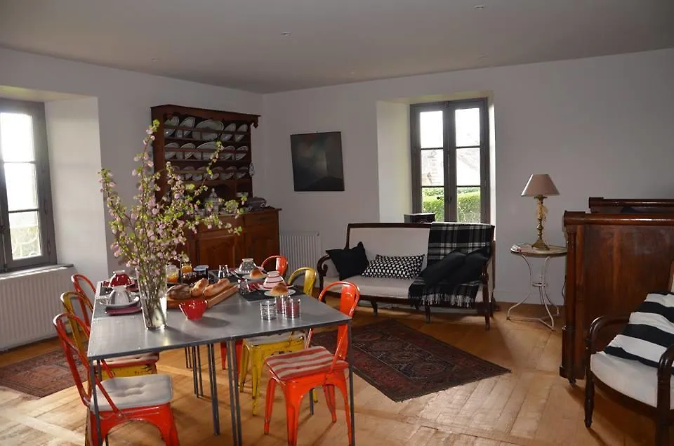 **** Guest house La Fournio Hotel Chaussenac France